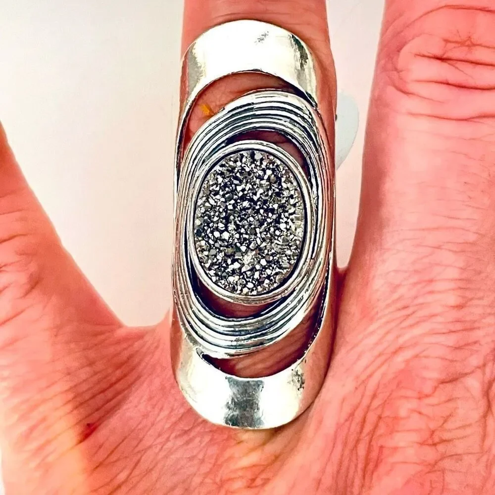 NWT Gorgeous 7 Made in Israel .925 Sterling Silver Orbits Sparkle Long Oval Ring